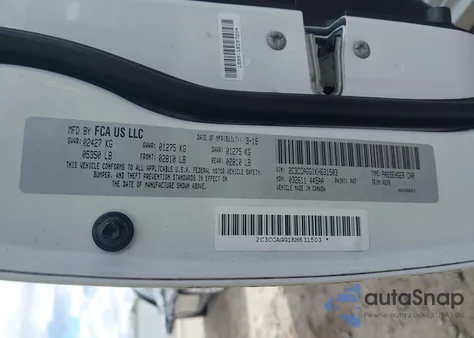 2019 Chrysler 300 300S Awd z USA, uszkodzony, nr VIN 2C3CCAGG1KH631503